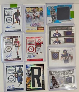 Lote de 10 tarjetas de fútbol americano autos parches contendientes Spectra novato amor numerado - Imagen 1 de 10