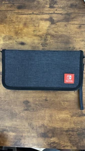 USED NINTENDO SWITCH SOFT CASE SLIM GAME TRAVEL POUCH - Picture 1 of 2