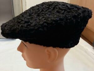Women's Black Siggi Hat.Used Condition. Size M. Stylish Lovely