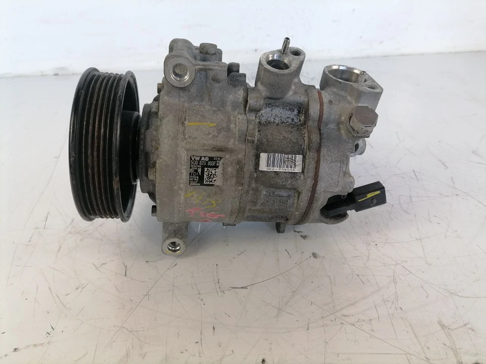 Volkswagen Tiguan 2011 aire acondicionado compresor/bomba 5Q0 820 803F Foto 1 de 4