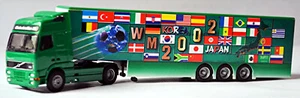 Volvo FH16 Globetrotter XL DoppelstockKozg Football WM 2002 1:87 Albedo 320115 - Picture 1 of 4