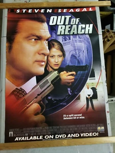 Póster en DVD de película original de 27"" X 40"" fuera de alcance - Imagen 1 de 1