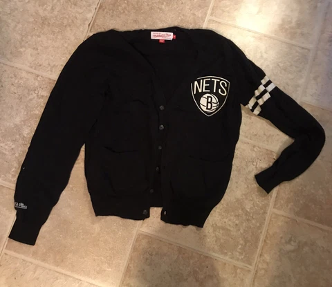 Brooklyn Nets Official NBA Black Cardigan Sweater Excellent Cover
