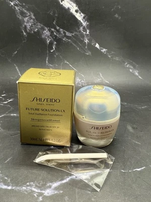 Shiseido Future Solution LX Total Radiation Foundation - Rose 4 - 1.2 oz - Box - Image 1 of 4