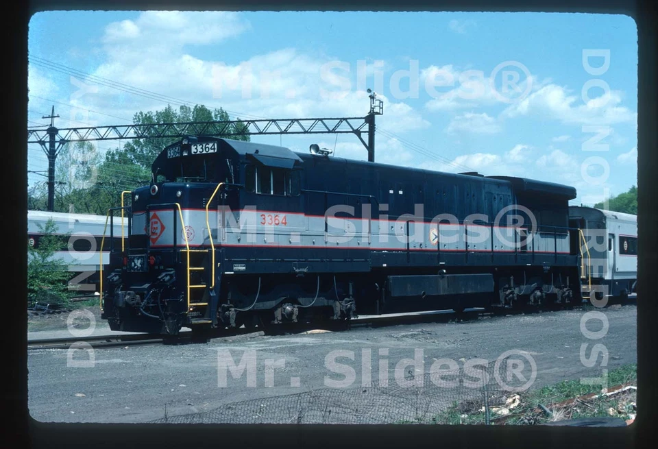 Original Slide EL Erie Lackawanna Clean Paint U34CH 3364 Dover NJ 1976 - Image 1 of 1