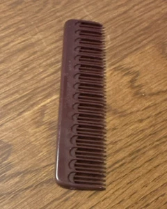 New Tupperware 5" Pocket Comb 1967 -Styling Brush Made USA Burgundy 1542 - Picture 1 of 3