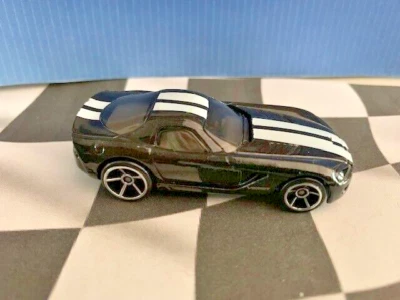 Hot Wheels 2006 первые выпуски 12/38 012 2006 Dodge Viper купе черный OH5 2005 - Изображение 1 из 2