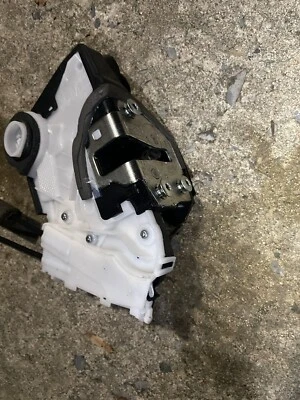 Honda Accord 2014 pestillo eléctrico puerta delantera lado pasajero Foto 1 de 4