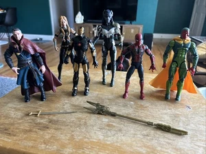 Lotto Figurine Marvel Legends Iron Spider Man Dr Strange Vision Valkyrie Proxima  - Foto 1 di 15