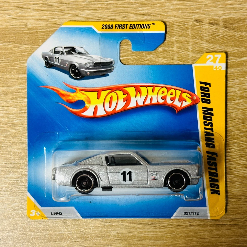 65 Ford Mustang Fastback 2008 New Models 27/40 Silver White Short Card - Image 1 of 1