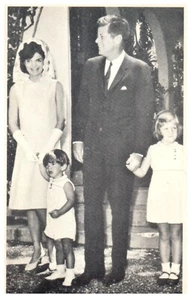 Family Portrait of the Kennedys Palm Beach Easter Sunday 1963 Florida Postcard - Picture 1 of 2