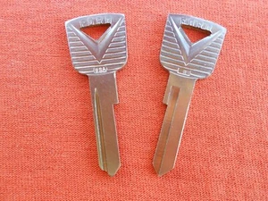 2 FORD NOS IGNITION DOOR KEY BLANKS 1959 1960 1961 1962 1963 1964 - Bild 1 von 2