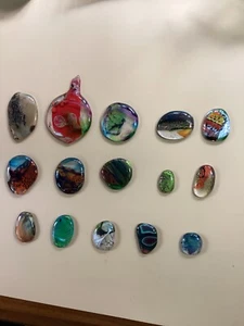 LOT OF 15 ARTISAN BLOWN GLASS COLORFUL ART PROJECT WHIMSEYS - Picture 1 of 4