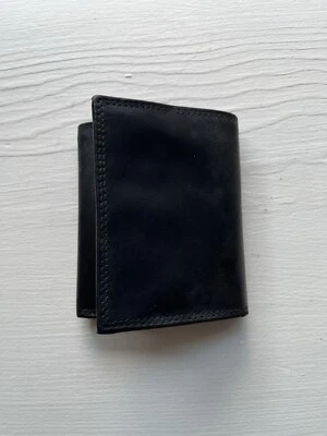 NEW* Van Heusen Men’s Genuine Leather Trifold Wallet Black NWOT - Изображение 1 из 4