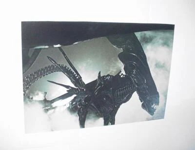 Aliens Poster # 6 Queen Alien H.R. Giger / James Cameron Masterpiece - Image 1 of 3