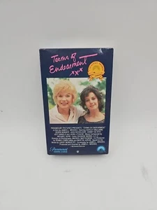 Terms of Endearment VHS Movie Starring Jack Nicholson Danny DeVito Debra Winger - Picture 1 of 2