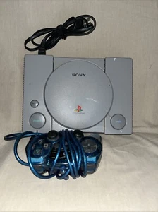 ❤️VTG SONY PLAYSTATION 1 (PSI) KONSOLE MIT CONTROLLER GETESTET GRAU - Bild 1 von 6