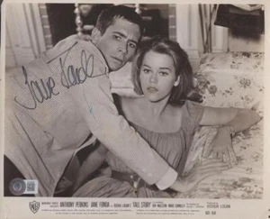 JANE FONDA ACTRESS "TALL STORY" ORIGINAL SIGNED 8X10 PHOTO BECKETT BL00048 - Picture 1 of 2