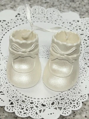 Sugar Booties Cake Topper  Baby Shower High Tops Converse Trainers Cake Topper - Image 1 of 2