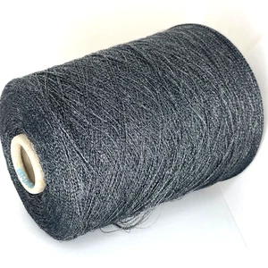 Cono filato LUREX VISCOSA argento grigio scuro per 400 g/0,88 libbre tessitura all'uncinetto artigianale - Foto 1 di 4