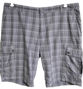 Calvin Klein Shorts Mens Size 38 Cargo Gray Plaid Outdoor Cotton Walking Beach - Picture 1 of 13