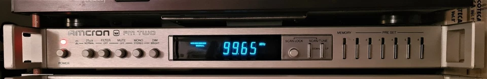 AMCRON CROWN  FM TWO,  FM2    tuner - Immagine 1 di 3