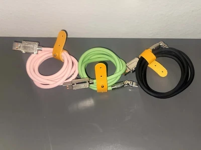 LOTE DE 3 - CARGADORES GIRATORIOS 180 TIPO C - VERDE - ROSA - NEGRO  Foto 1 de 4