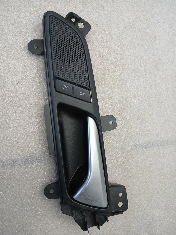 2012-2014 VOLKSWAGEN PASSAT B7 REAR RIGHT INTERIOR DOOR HANDLE W/ SWITCH OEM - Image 1 of 4