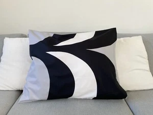 Grey Marimekko Kaivo Bed pillowcase, Geometric Cushion Cover, Pillow Cover - Picture 1 of 7