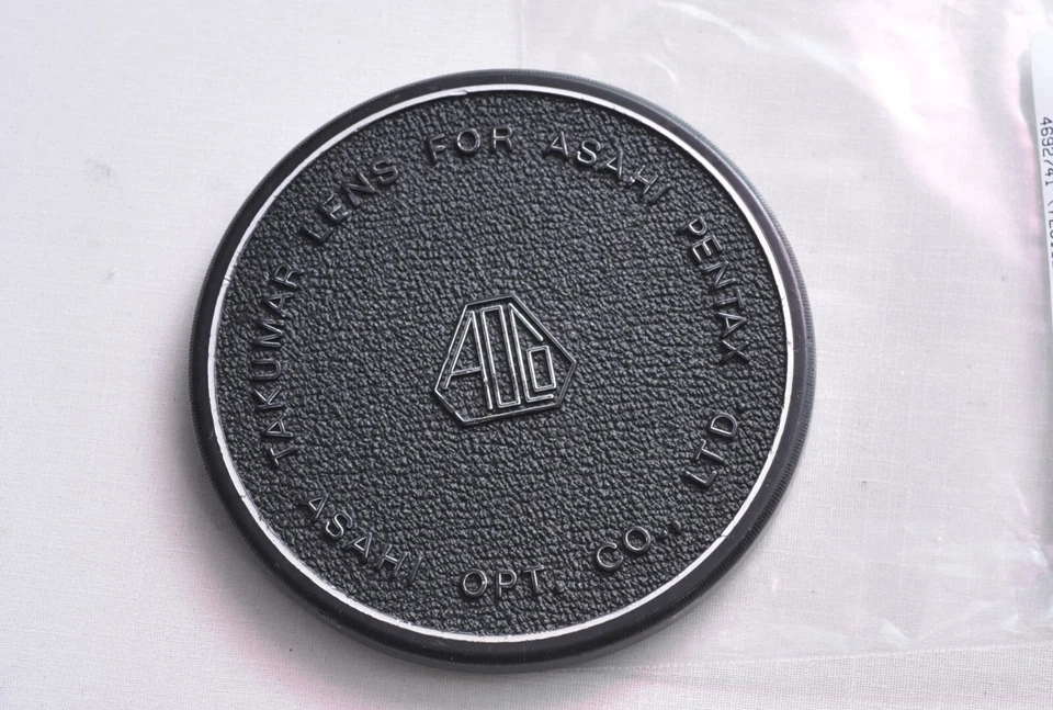 Pentax 6x7 67 B  82mm Front Lens Cap Cover - Image 1 of 2