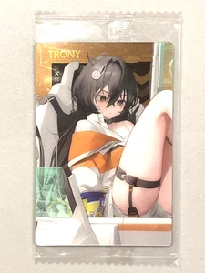 Trony - No. 016 - Tarjeta japonesa Goddess of Victory: Nikke Wafer / Itajaga - Imagen 1 de 2