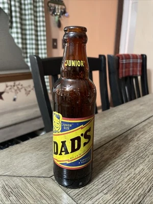 Botella vintage 1950 DAD’S ROOT BEER 7 OZ Manchester New Hampshire envío gratuito Foto 1 de 4