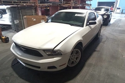 Ford Mustang 2012 transmisión automática fabricante de equipos originales 27 k millas (LKQ ~ 437055442) Foto 1 de 4