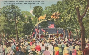 ST PETERSBURG FL OPEN AIR BAND KONZERT WILLIAMS PARK 1940er LEINEN POSTKARTE 092825 - Bild 1 von 2