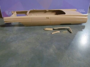 Cadillac 1963 convertible carrocería desnuda de edición anual JoHan modelo coche kit - Imagen 1 de 6