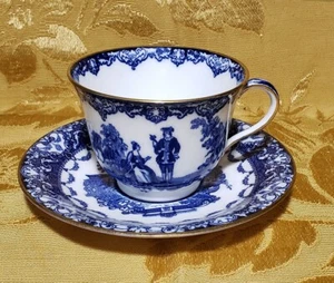 VINTAGE ROYAL DOULTON WATTEAU CUP & SAUCER COURTING COUPLE GOLD ENGLAND - Picture 1 of 5