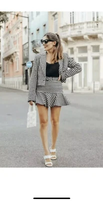 ZARA BLACK SINGLE BREASTED LAPEL COLLAR GINGHAM CROPPED BLAZER SIZE S BNWT - Image 1 of 4