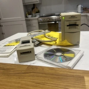 Nikon LS-30 Coolscan III Film Scanner for PC And Adaptor Untested Powers Up - Afbeelding 1 van 10