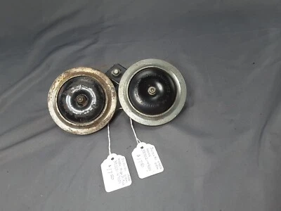 Suzuki GS1000 1979 bocinas 38502-49001 38501-47001 38590-49002 Foto 1 de 2