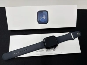 Apple Watch Series 9 (GPS, 45mm) Midnight - without Simlook - Zdjęcie 1 z 5