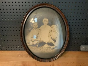 Antique Oval Wood Convex Bubble Glass Picture Frame 18x15 Inches - Picture 1 of 13
