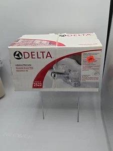 Grifo cromado DELTA vintage modelo 2522 4" grifo central se adapta a fregadero de 3 orificios nuevo de stock - Imagen 1 de 14