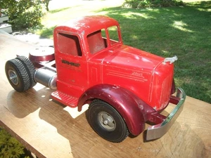 Tractor Smith Miller L Mack - Imagen 1 de 11