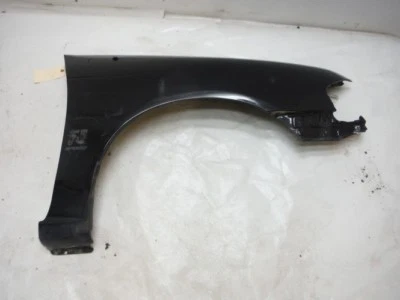 Guardabarros delantero derecho Nissan Sentra SE-R 2003 M/T pasajero fabricante de equipos originales 2002 2004 Foto 1 de 4