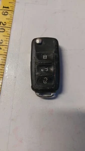 VW Volkswagen Beetle Key Fob Remote Entry Fob - Picture 1 of 5
