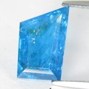 5.26Cts Stunning Neon Blue Natural Apatite 14.3x8.8x5mm Fancy Cut Loose Gemstone - Picture 1 of 4