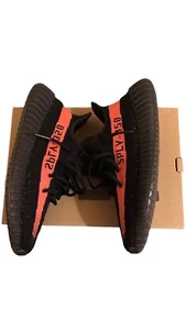 Adidas Yeezy Boost 350 V2 OG Red Stripe UK9 - Picture 1 of 9