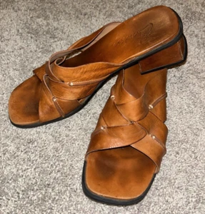 Clarks Woven Leather Cross Strap Slide Sandals/Wedges Size 8.5M Tan/Brown - Picture 1 of 8