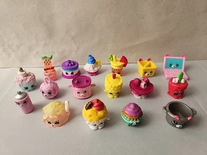 Lote 17 Figuras Shopkins Temporada Mixta Todas Coleccionables Deliciosa Comida, Zapatos, Hogar - Imagen 1 de 13