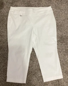 Alfani Women’s Size 16P Essential White Capri Pull On With Tummy Control - Picture 1 of 7